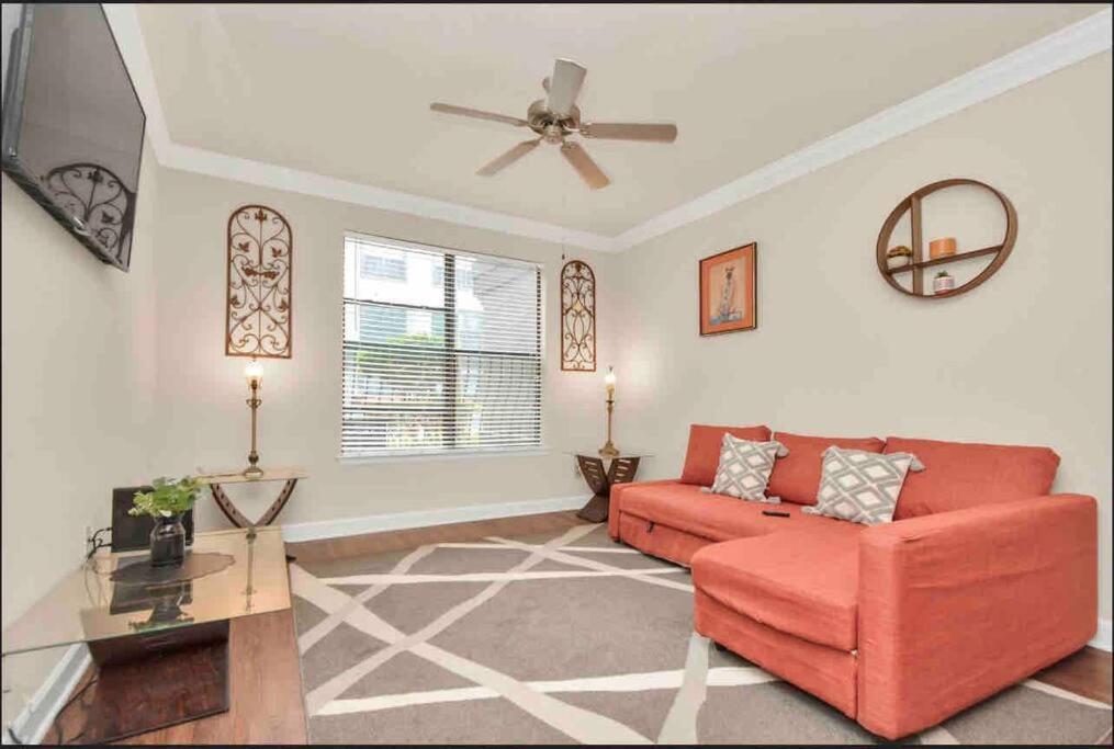 Luxury 1Bedroom/Pool View/ Galleria W/Study Desk Houston Kültér fotó
